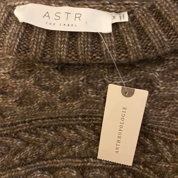 ASTR the Label Crop Sweater - Picture 3 of 3